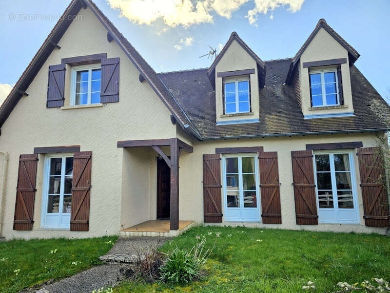 Maison à LA MEMBROLLE-SUR-CHOISILLE