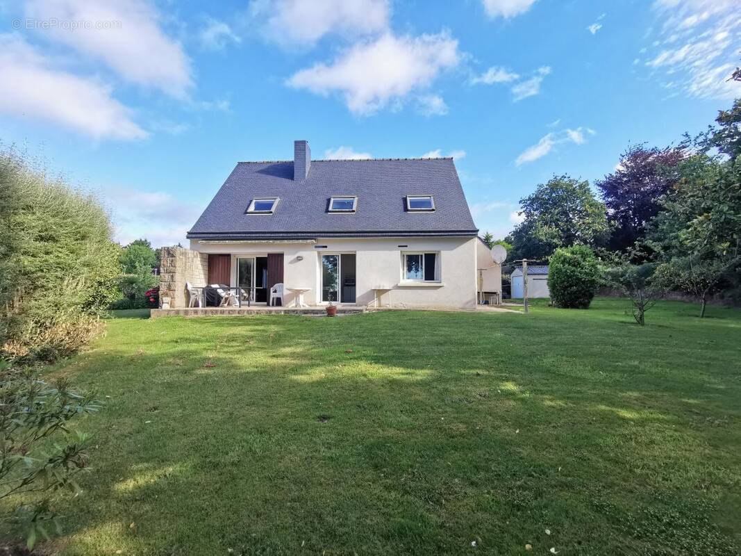 Maison à MINIHY-TREGUIER