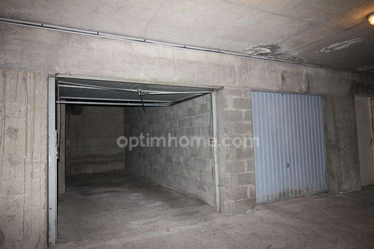 Appartement à vendre 2 pièces BAGNERES DE BIGORRE (65) - photo 9
