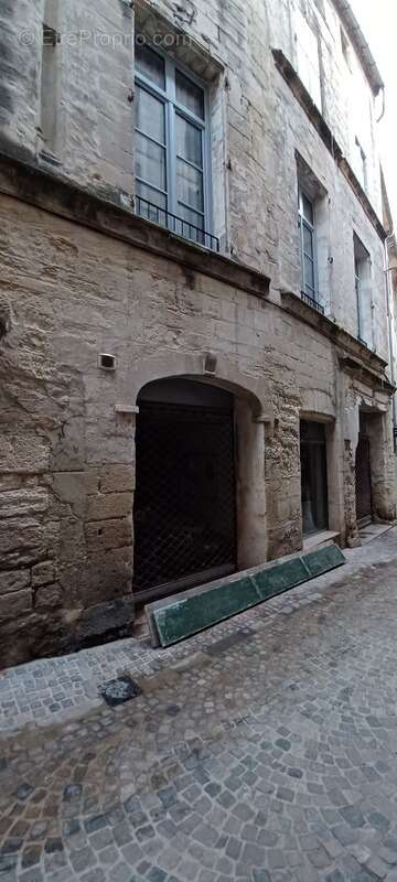 Commerce à SOMMIERES