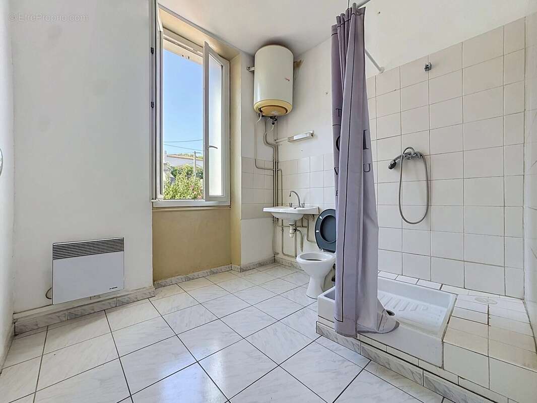 T2 48m2 avec terrasse et parking - photo 6
