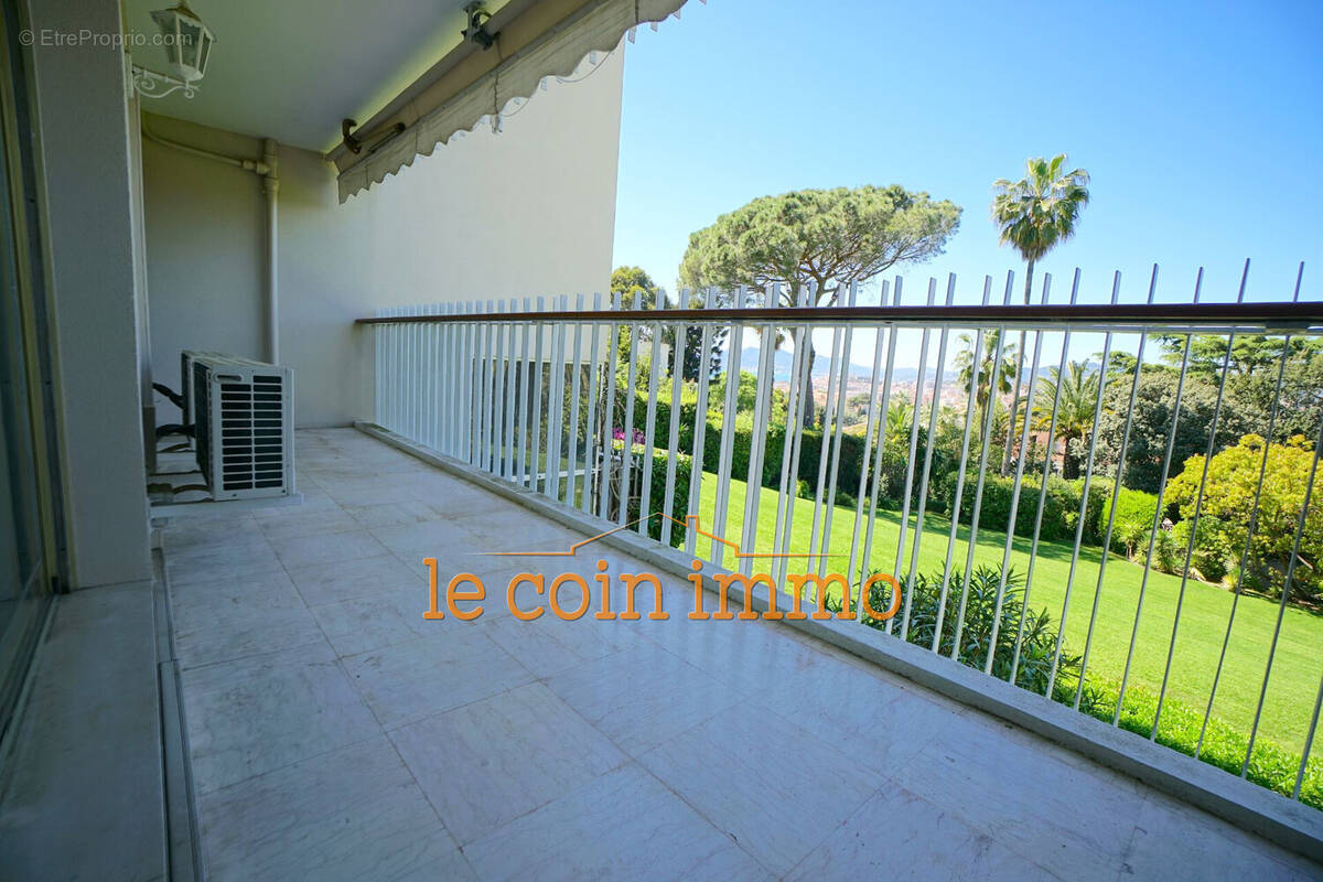 Appartement à CANNES