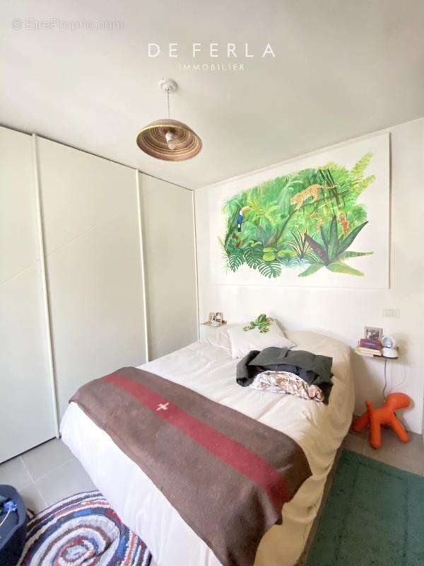 Appartement à PARIS-10E