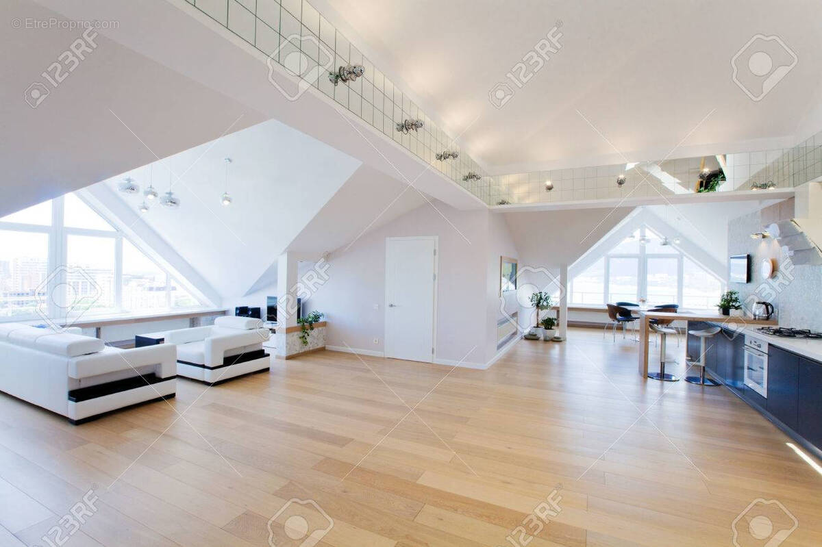 Appartement à COGOLIN