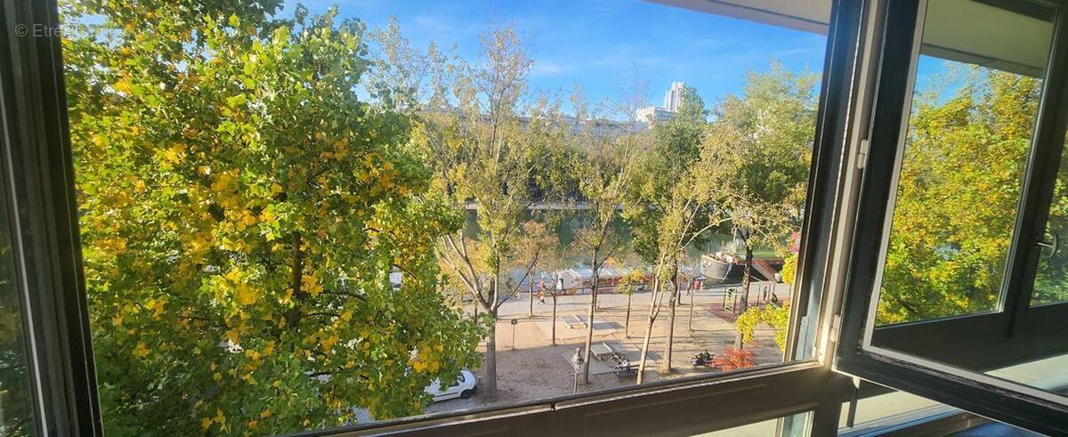 Appartement à PARIS-19E