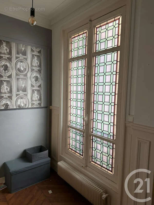 Appartement 67 m² à Paris-9e  - photo 7
