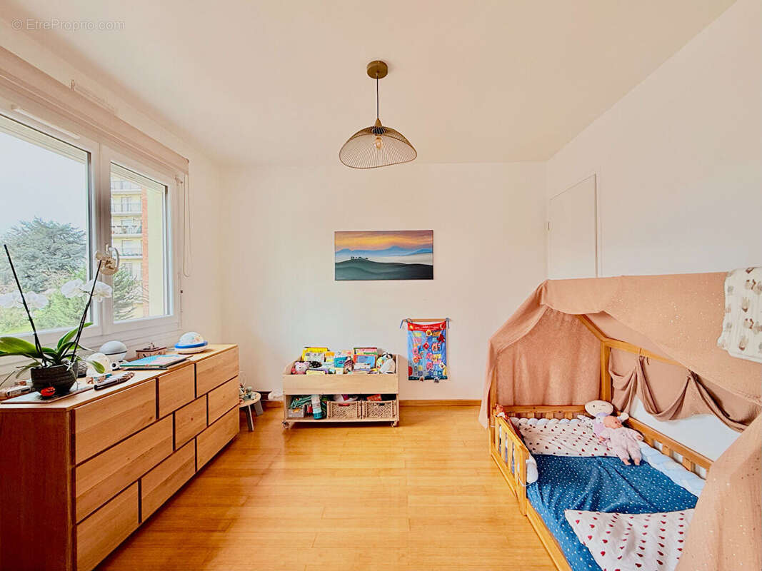 Appartement à MAISONS-ALFORT