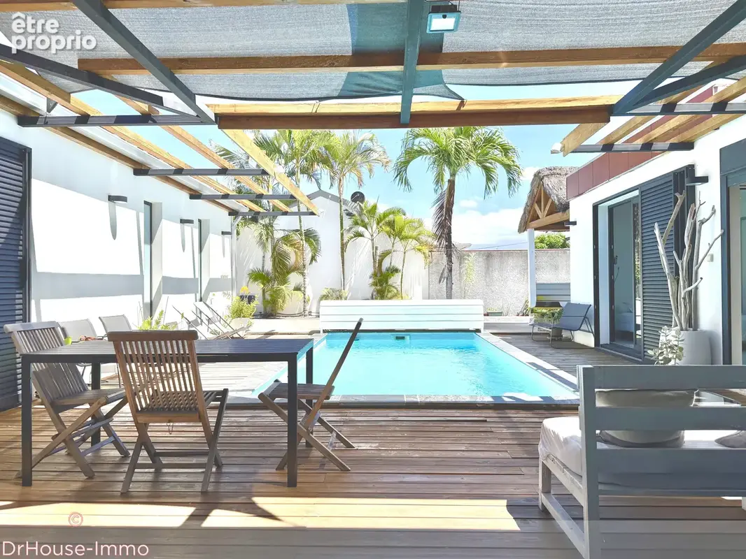 Maison 4 pièces 130 m² à vendre à Saint-Pierre (97410) - photo 8