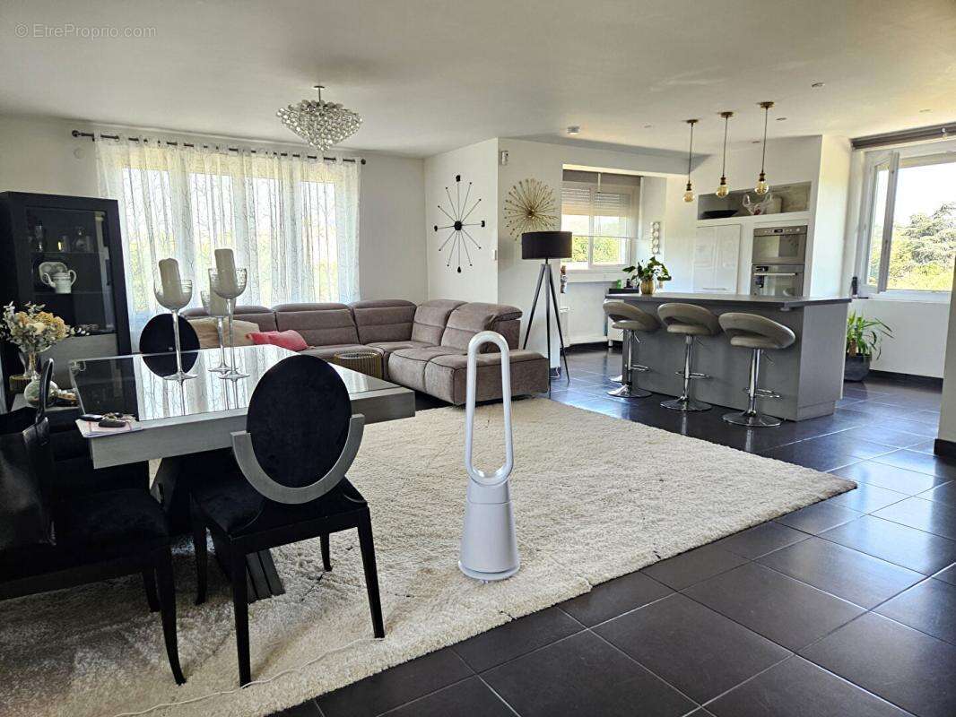 Maison Saint Genis Laval 4 pièce(s) 105 m2 - photo 4