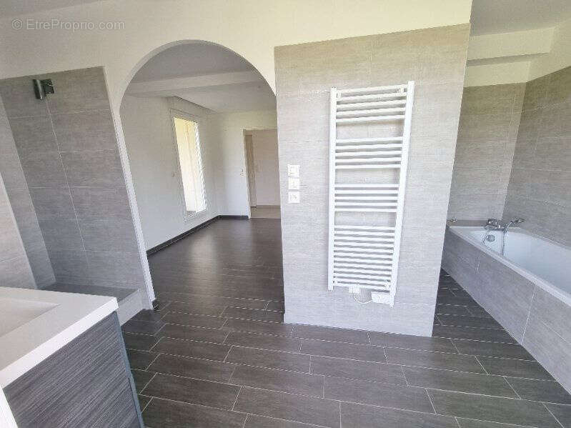 Appartement à LA GARDE