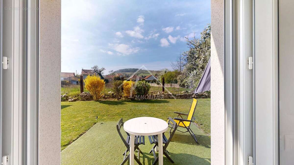 Maison à AIGUEPERSE