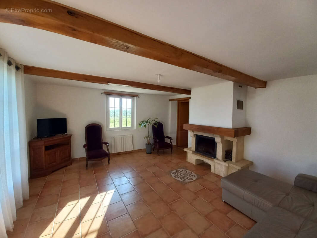 Maison à MIRANDE