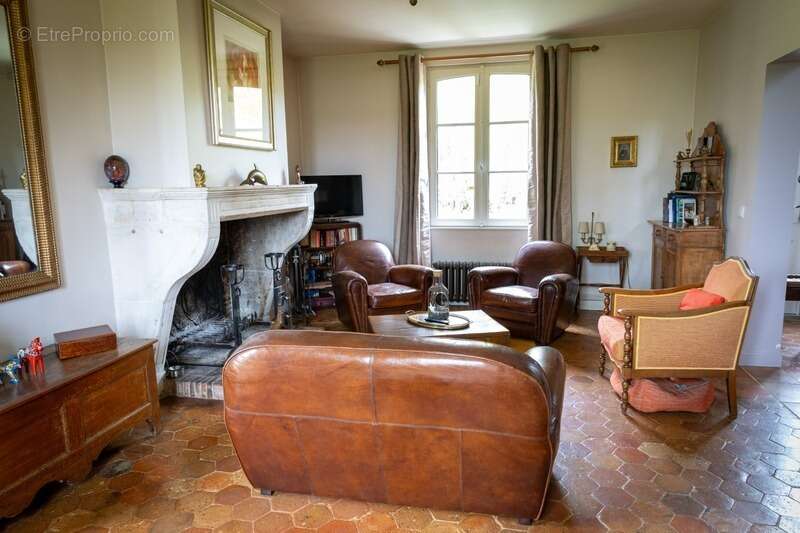 Maison à PONT-L'EVEQUE