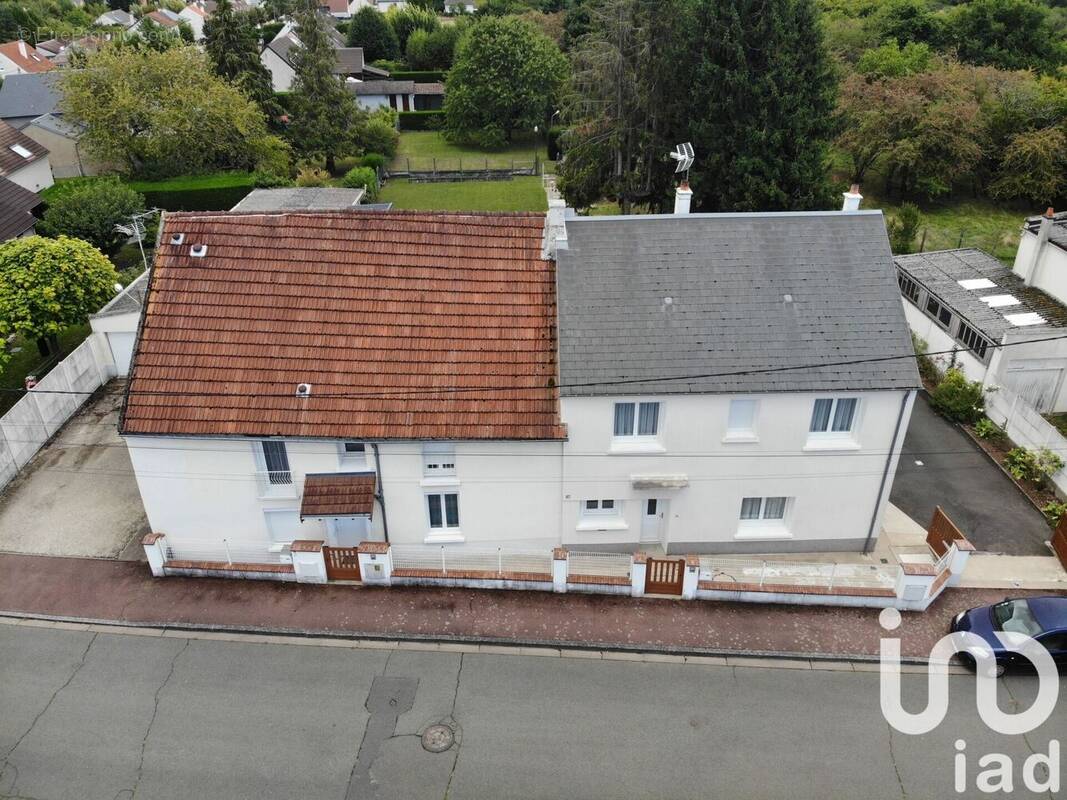 Photo 1 - Appartement à SAINT-JEAN-DE-LA-RUELLE