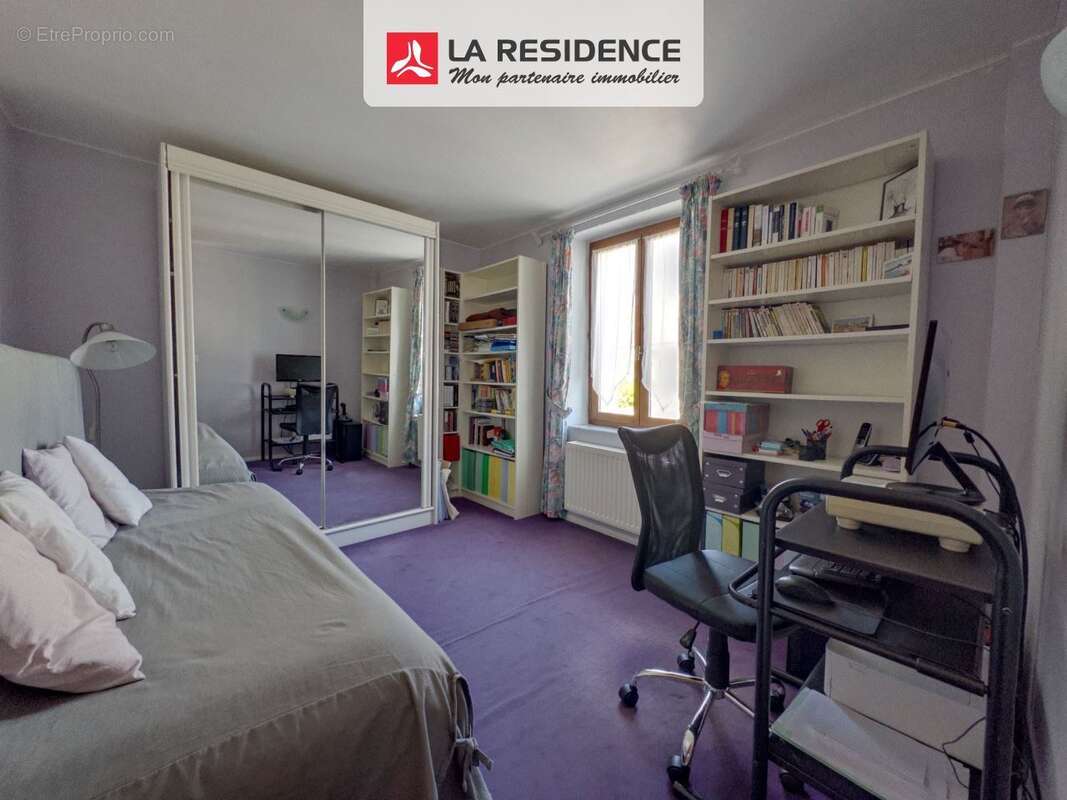 Maison à AULNAY-SUR-MAULDRE