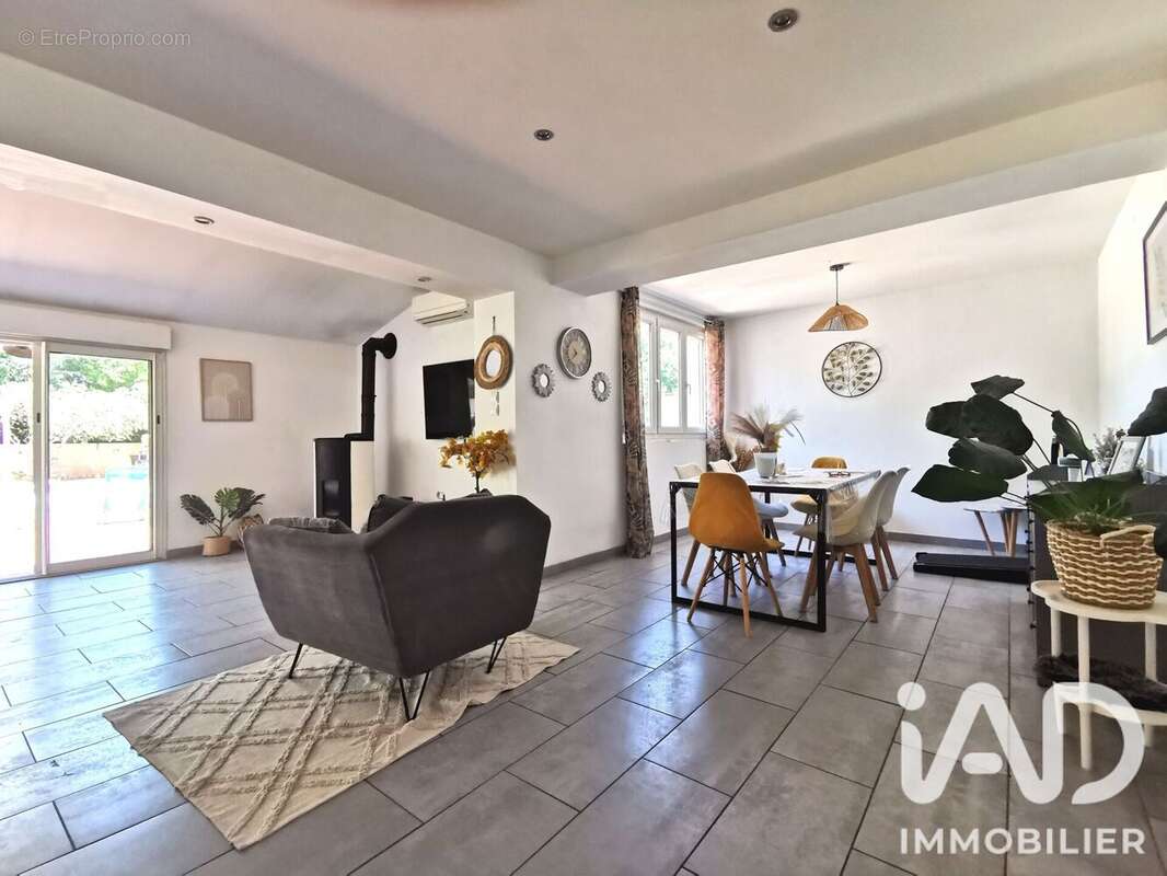 Photo 8 - Maison à CODOGNAN