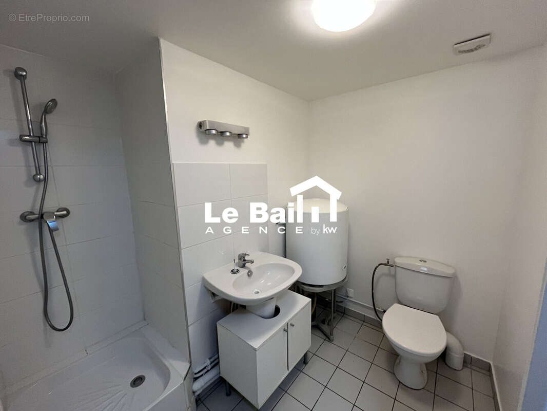 Appartement 17 m² à Osny  - photo 3