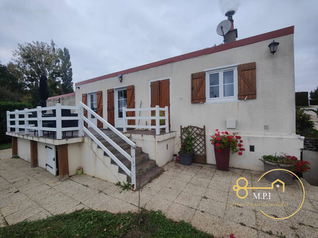 Maison à LA FERRIERE-BOCHARD