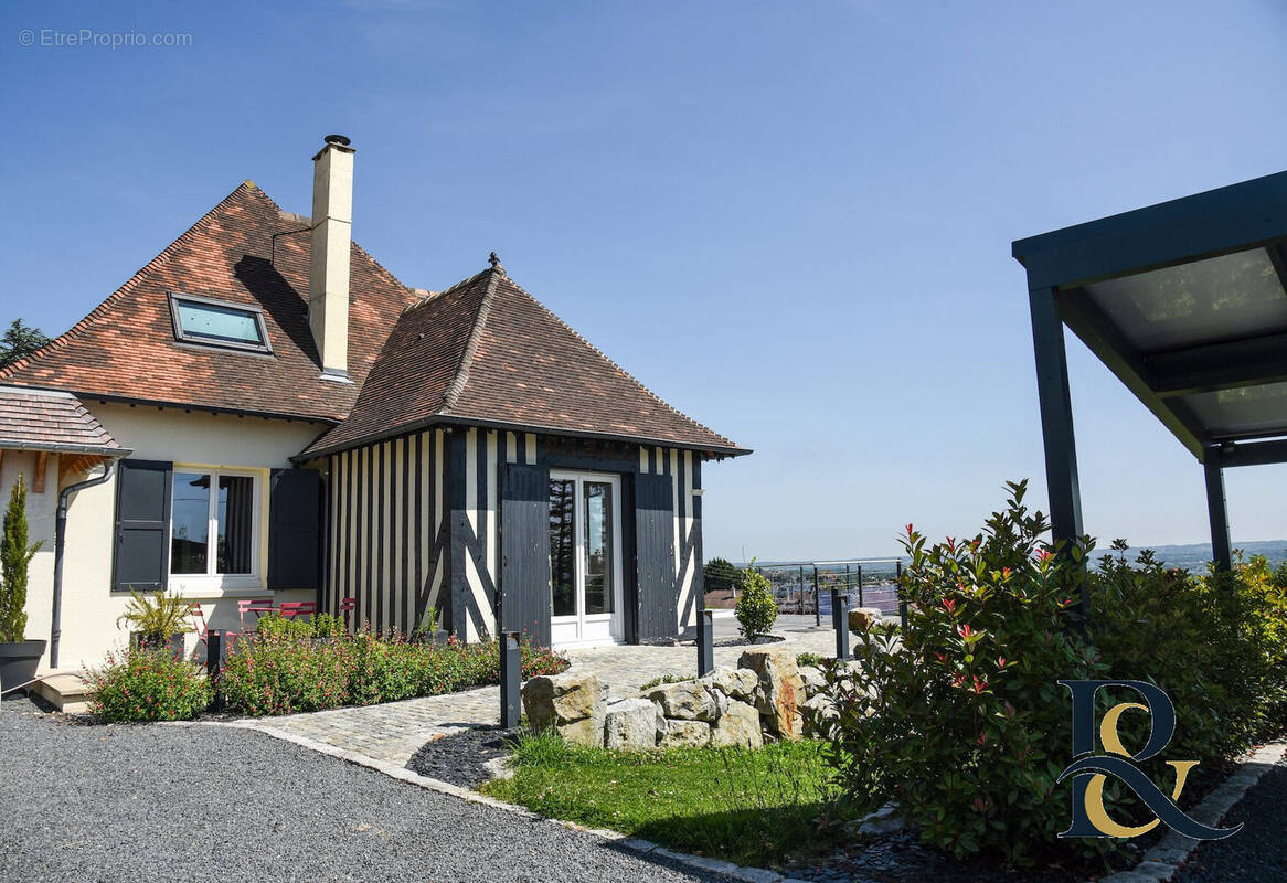 Maison à TROUVILLE-SUR-MER