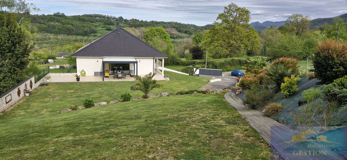 Maison à LOURDES