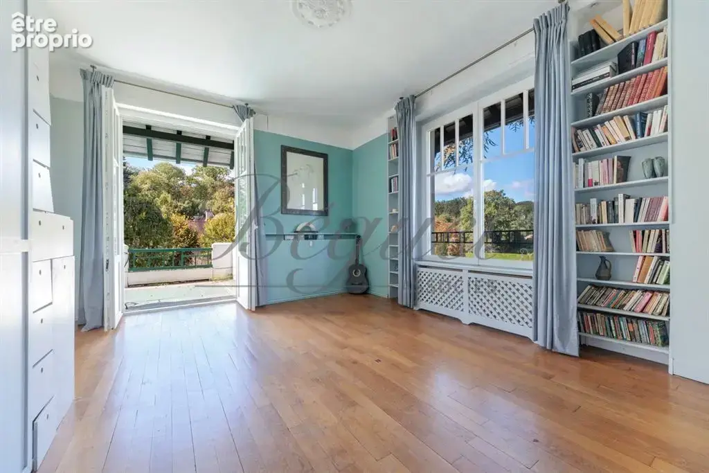 Vaucresson – Maison des années 1930 de 230 m², 4 chambres, jardin de 494 m² – Hauts-de-Seine, Île-de-France - photo 13