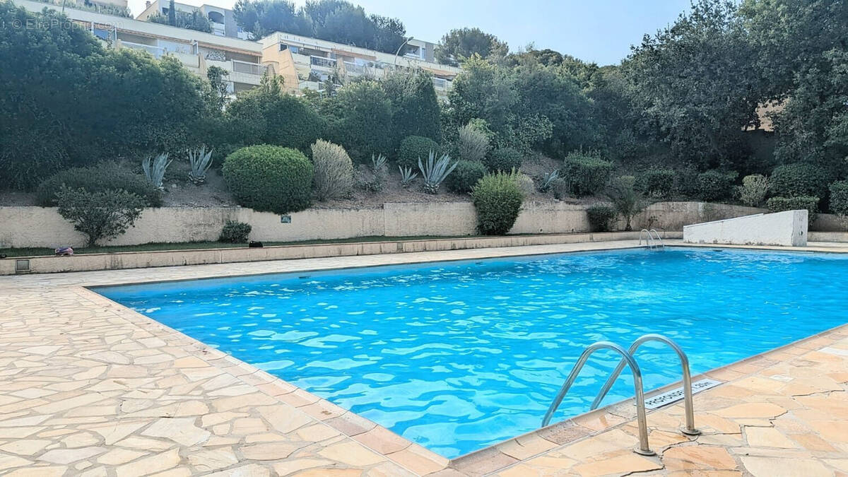 Appartement à SAINT-MANDRIER-SUR-MER