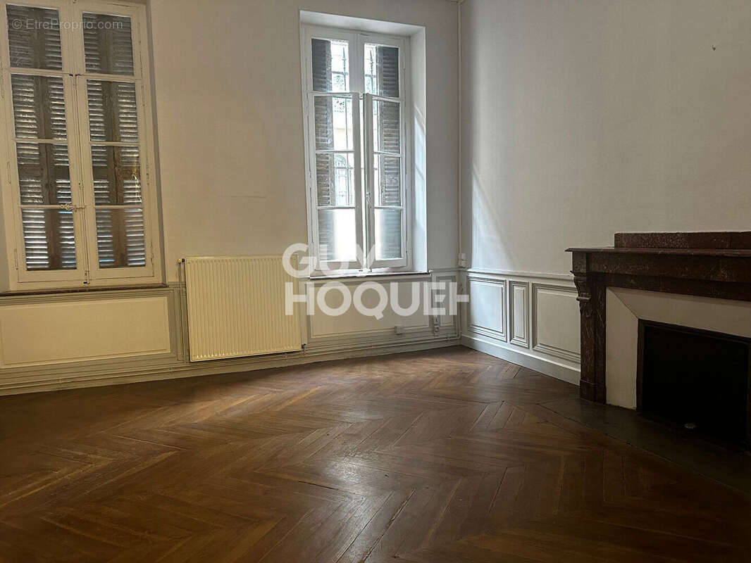 Appartement à CARCASSONNE