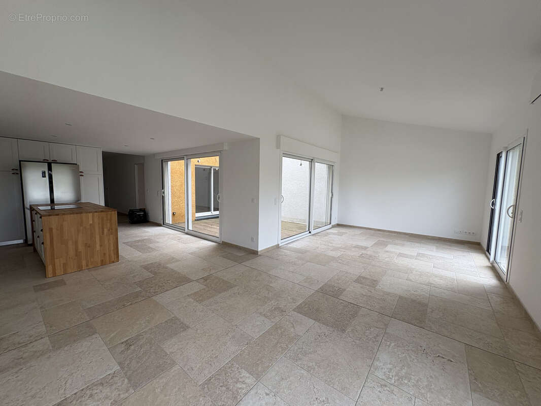 Maison à CORBERE-LES-CABANES