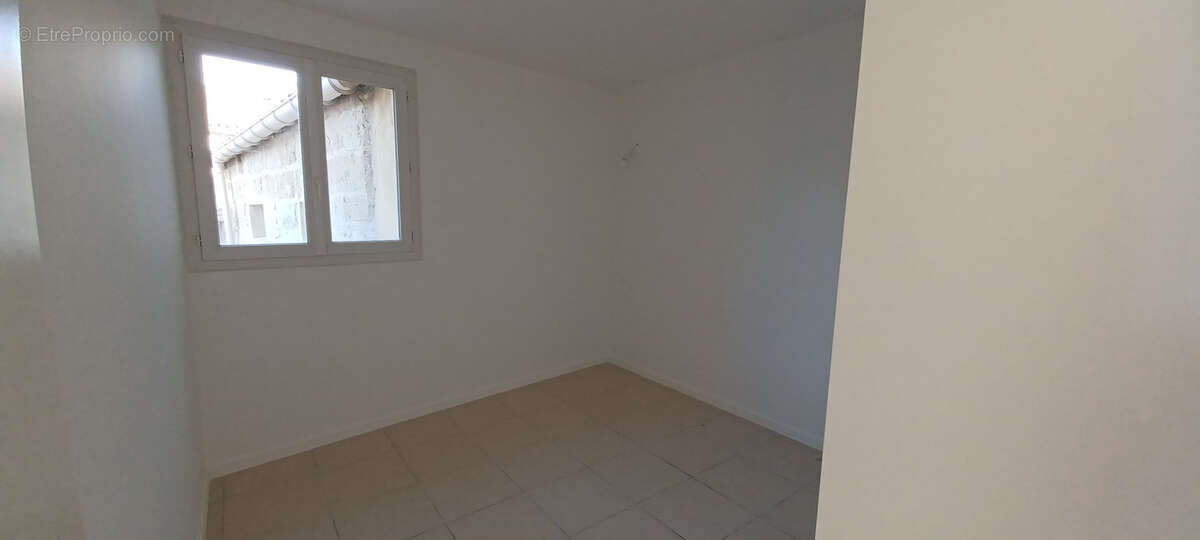 Appartement à VAUVERT