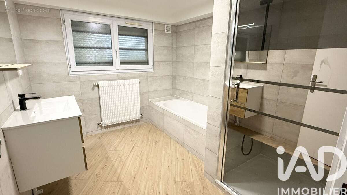 Photo 7 - Maison à MASSY