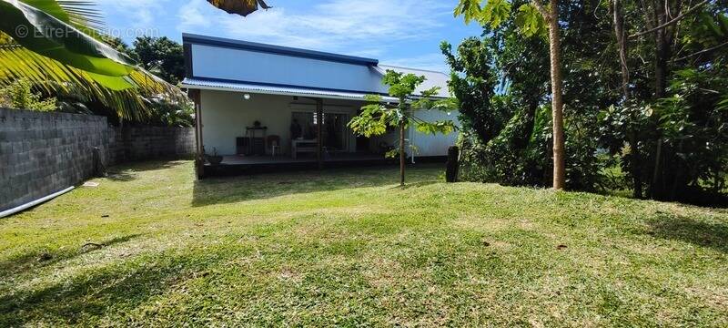 Maison à SAINTE-ROSE