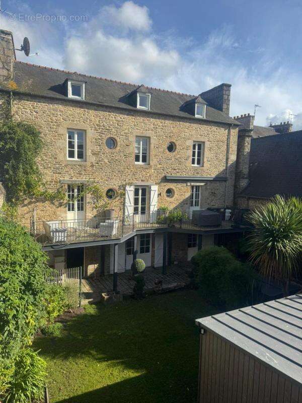 Maison à DINAN
