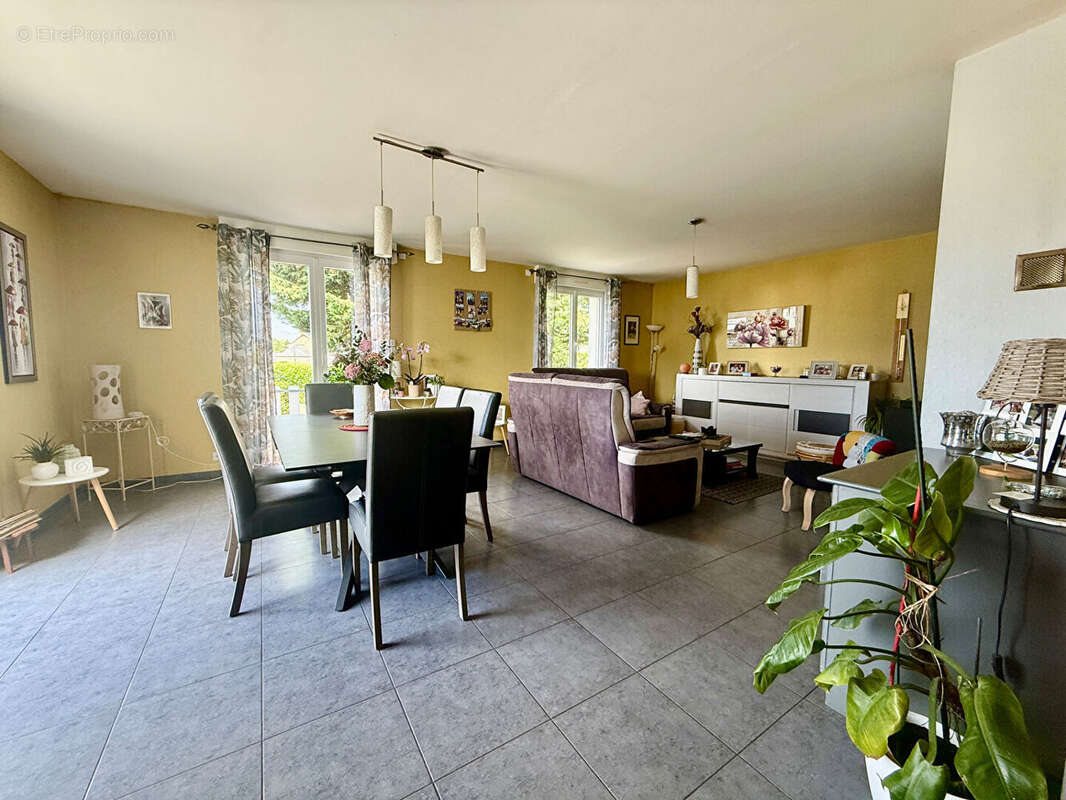 La chapelle erbree - maison - photo 2