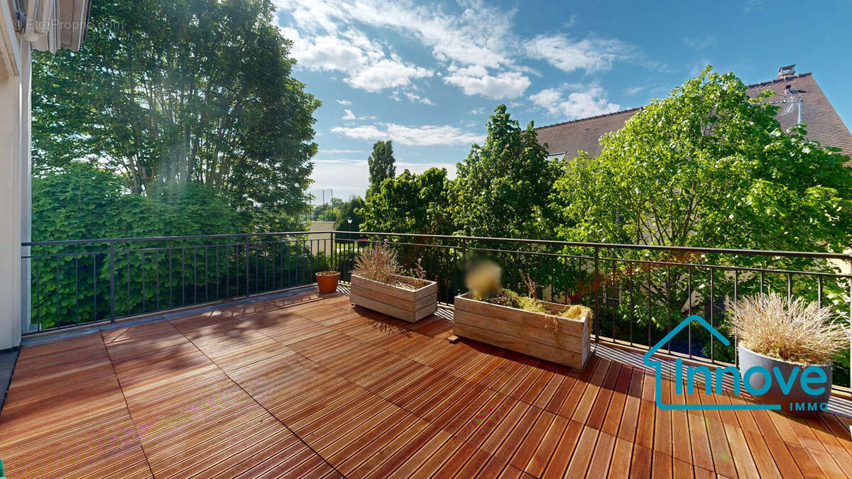 Appartement à NOISY-LE-ROI