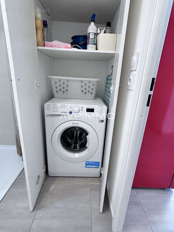 Appartement à SAINT-CYR-SUR-MER