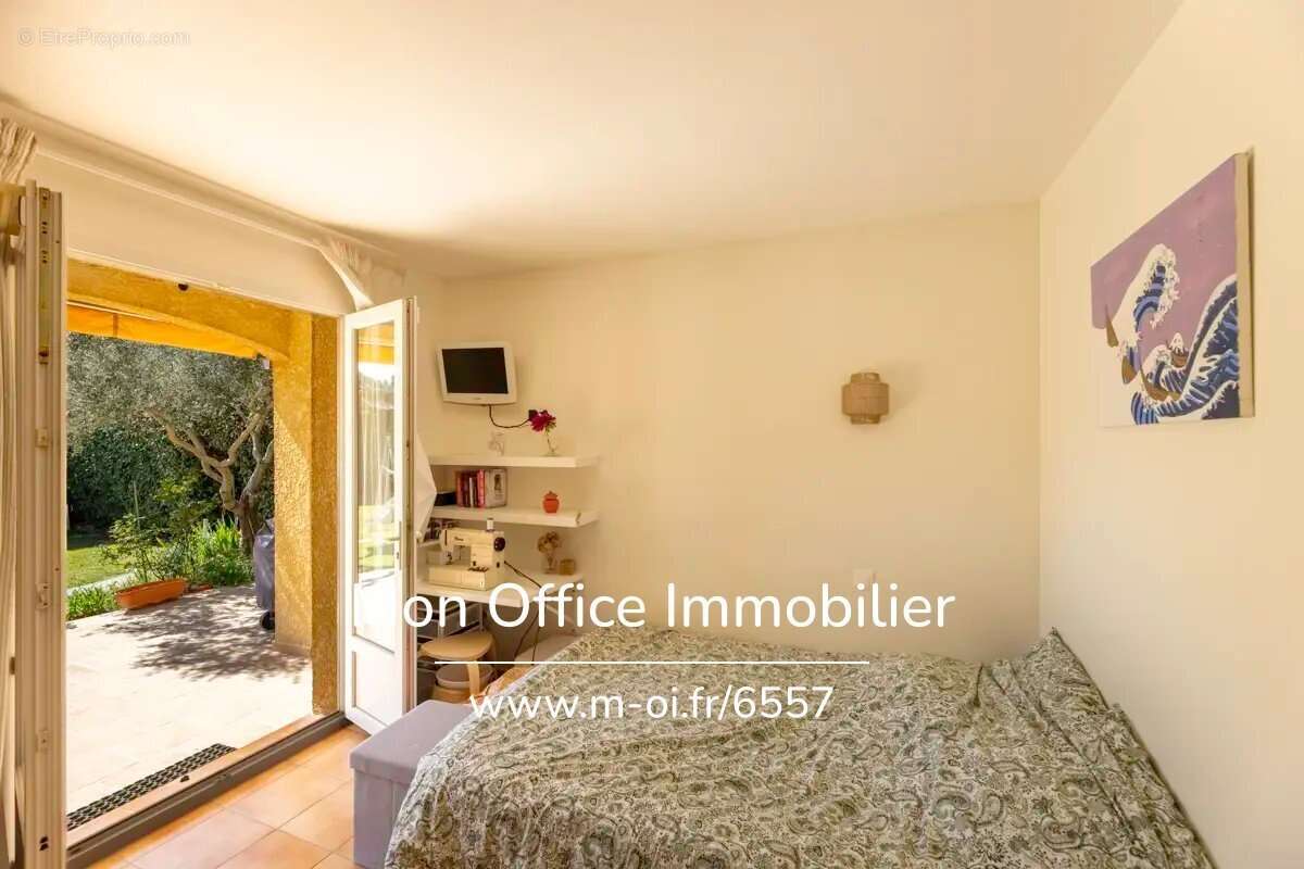 Maison à PEYROLLES-EN-PROVENCE