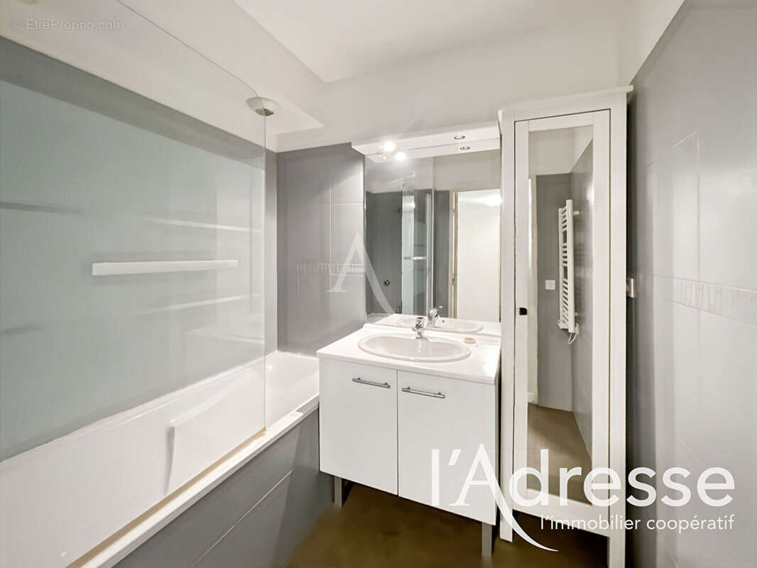 Appartement à MARSEILLE-11E