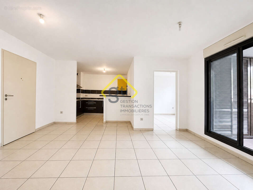 Appartement à SAINT-DENIS