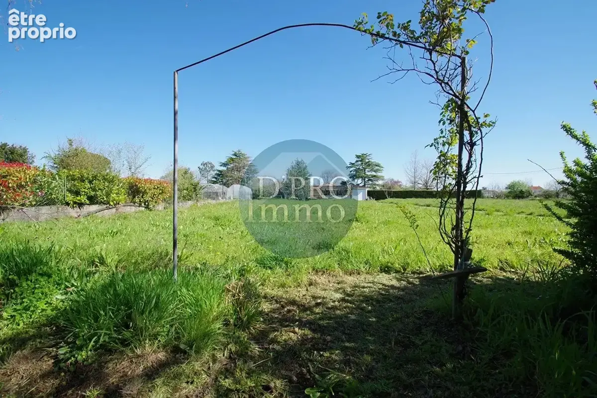Maison Familiale De 110 M² Sur Grand Terrain De Plus De 1600 M² - photo 4