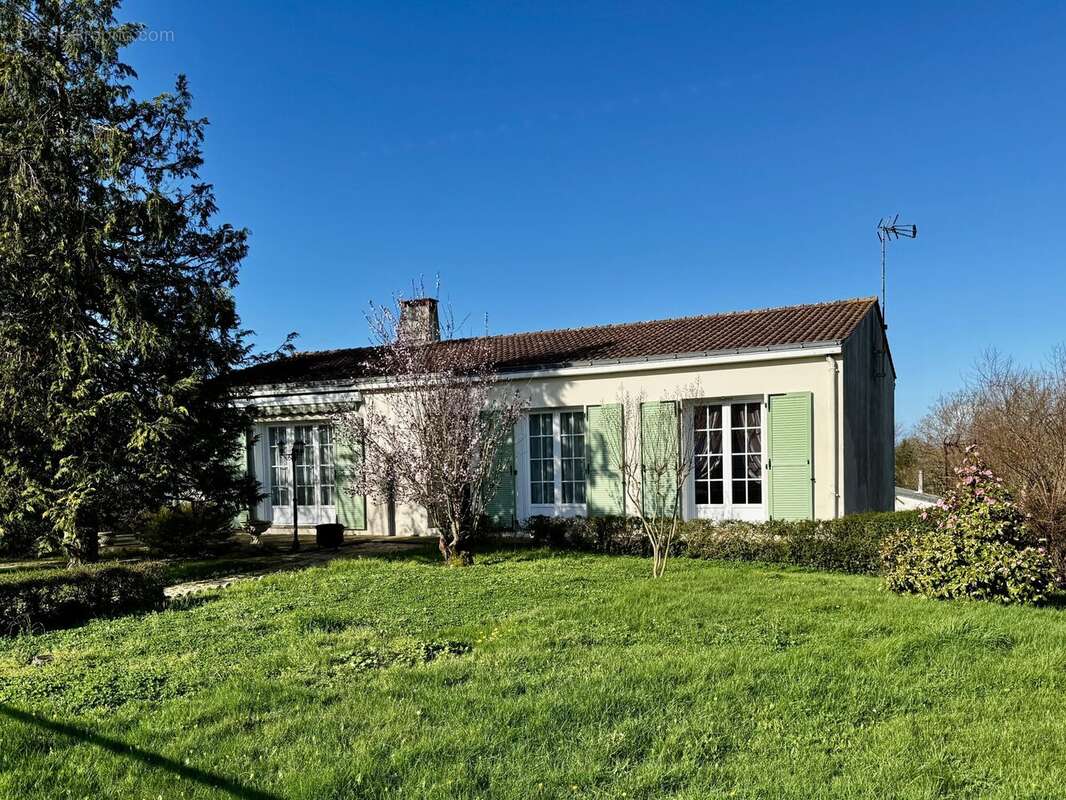 Maison à SAINTE-FOY