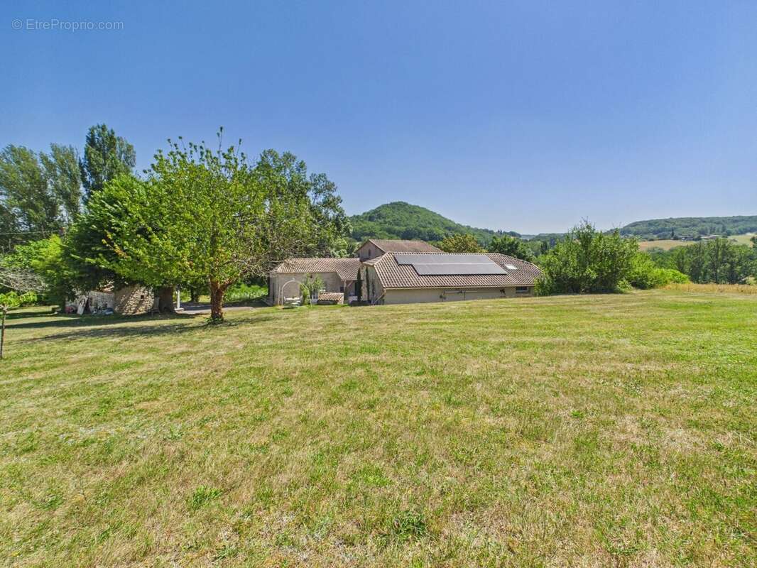 Maison de charme avec piscine a proximité du bourg médiéval de Penne d'Agenais - photo 25