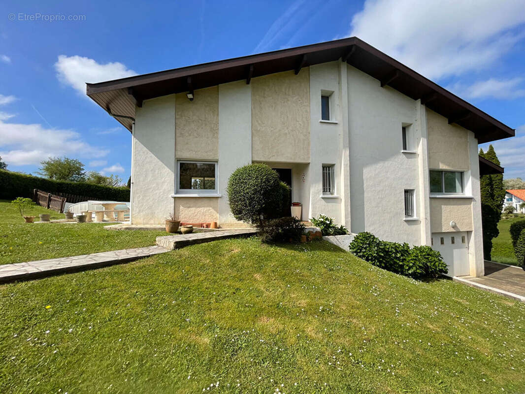 Maison à ARBONNE