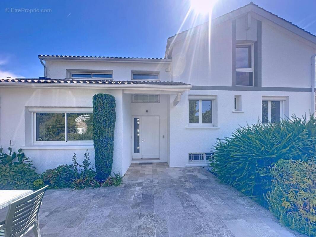 Photo 1 - Maison à CAHORS