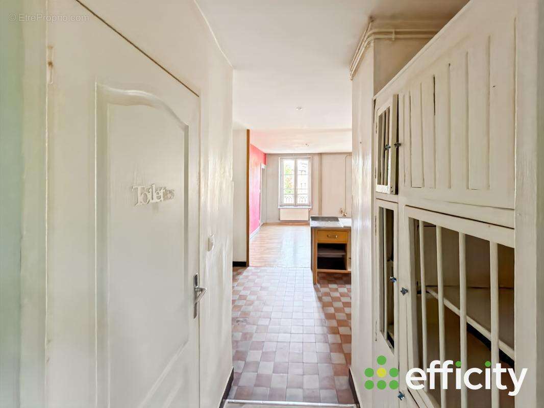 Appartement à ALBIGNY-SUR-SAONE