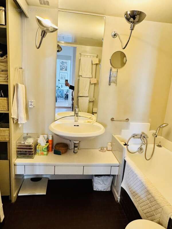 Appartement à PARIS-6E