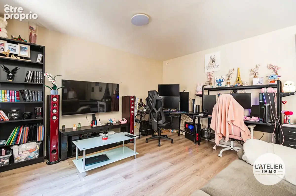Appartement T2-65m2 avec cour- secteur Eglise St Pierre - photo 4