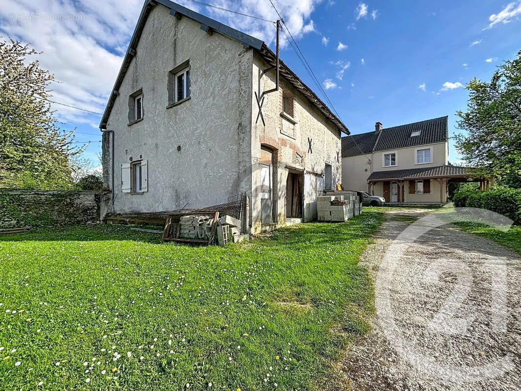 Maison 177 m² à Sancy-Les-Provins  - photo 10