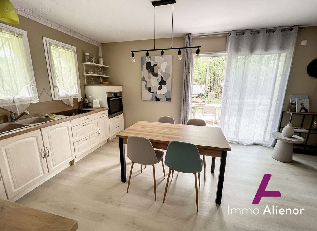 Maison à BELIN-BELIET