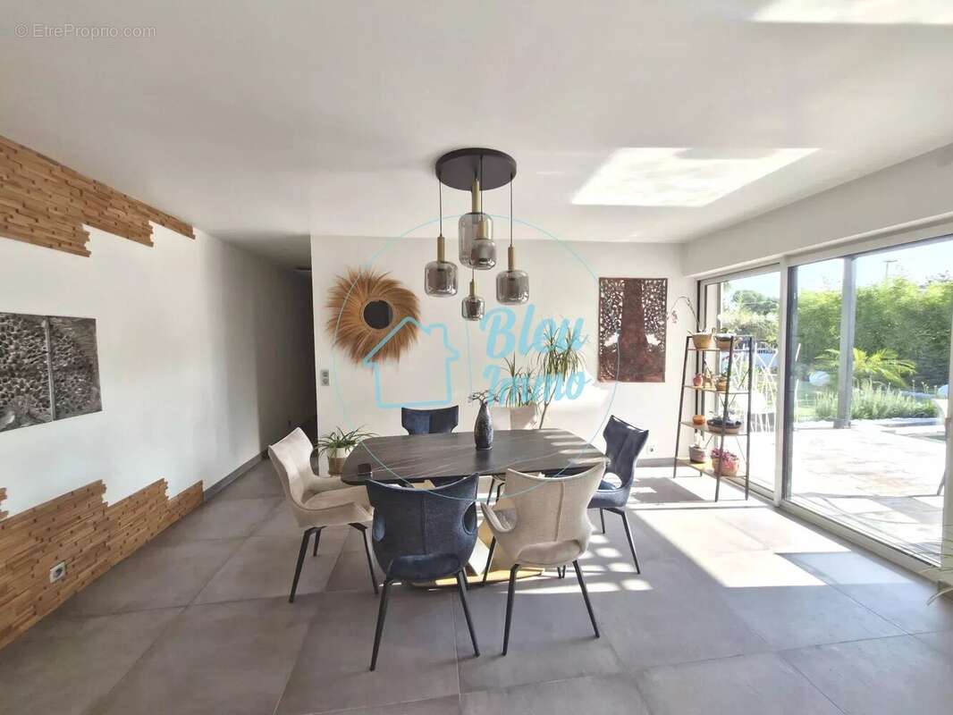 Maison à CASTELNAU-LE-LEZ