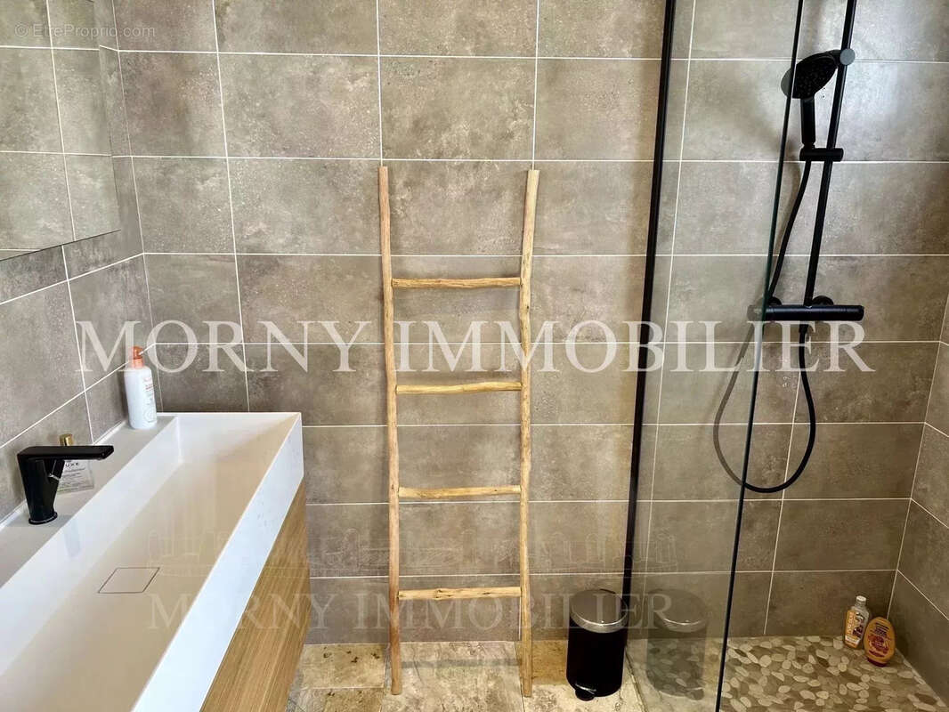 Maison à BIEVILLE-BEUVILLE